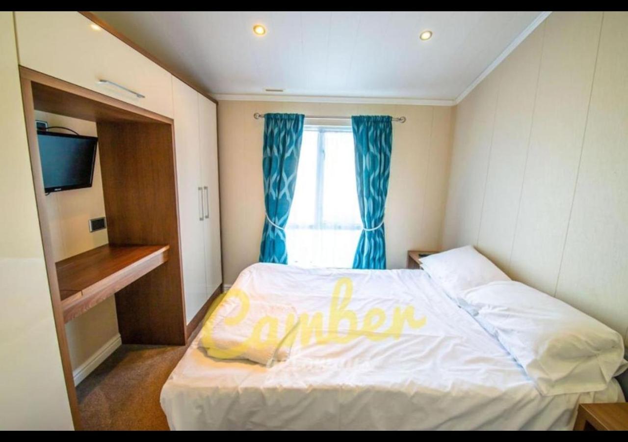 Mp768 - Camber Sands Holiday Park - Huge Lodge - Small Dog Friendly - Sleeps 8 ภายนอก รูปภาพ