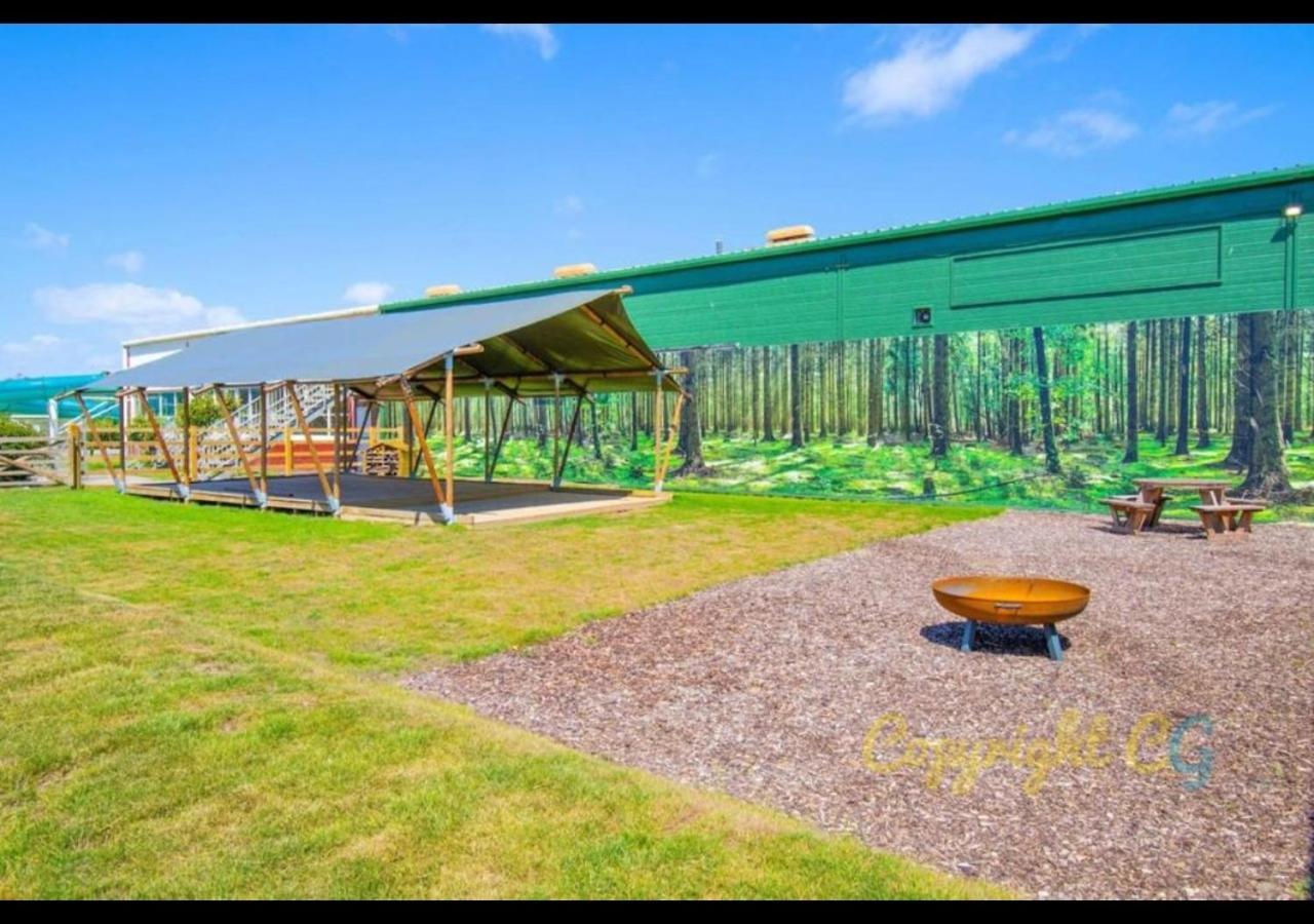 Mp768 - Camber Sands Holiday Park - Huge Lodge - Small Dog Friendly - Sleeps 8 ภายนอก รูปภาพ