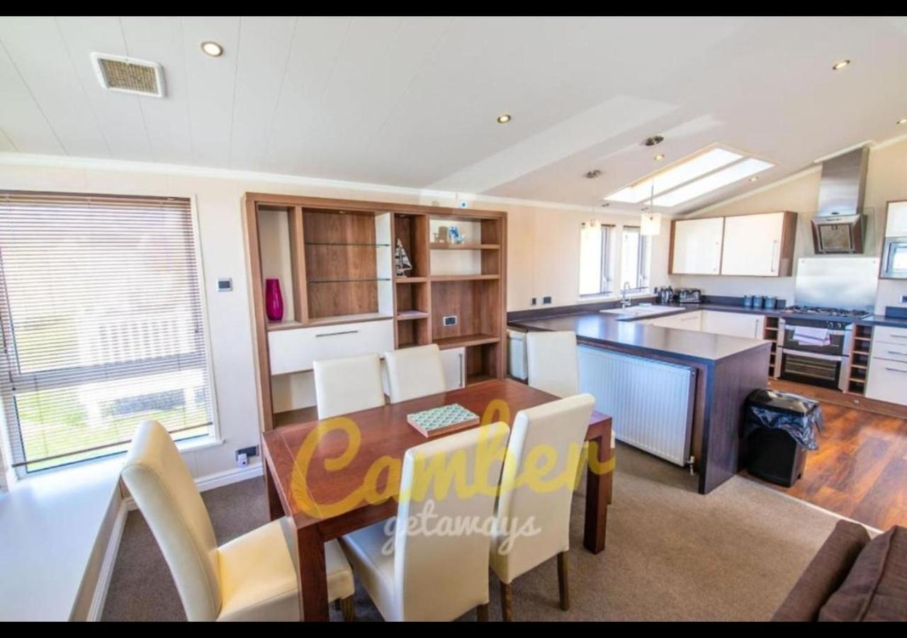 Mp768 - Camber Sands Holiday Park - Huge Lodge - Small Dog Friendly - Sleeps 8 ภายนอก รูปภาพ
