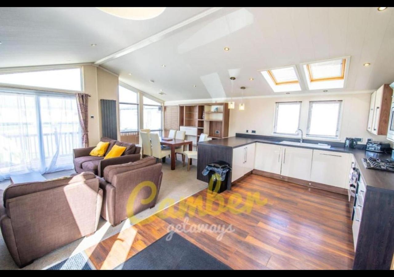 Mp768 - Camber Sands Holiday Park - Huge Lodge - Small Dog Friendly - Sleeps 8 ภายนอก รูปภาพ